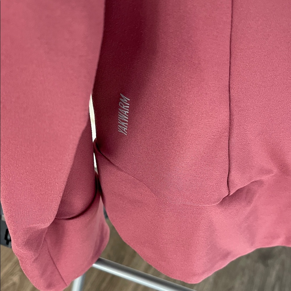 Odlo Millennium Yakwarm Hooded Jacket Women’s XS Red - Picture 5 of 8